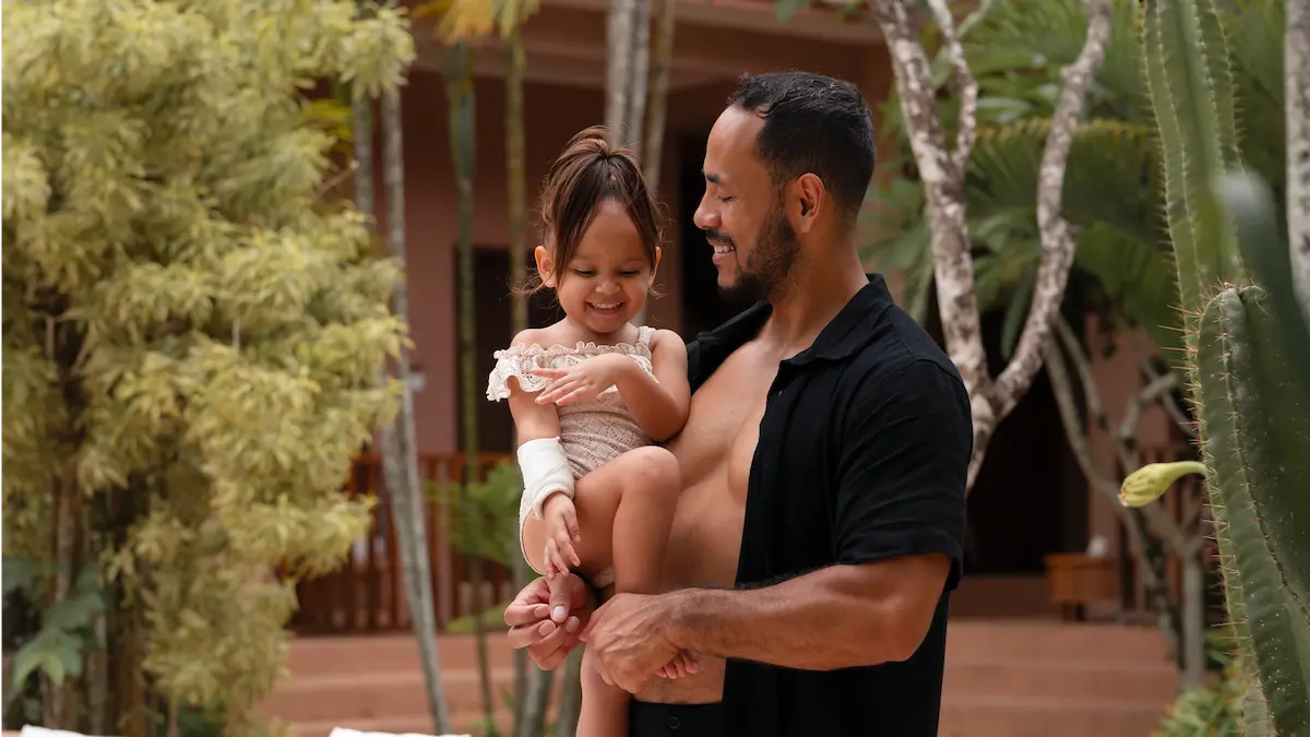 Rosa and dad on a wide landscape — byduran family travel photography